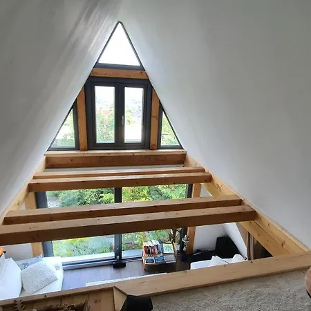 Дом отдыха Modern Cottage, Views And A Jacuzzi Печ